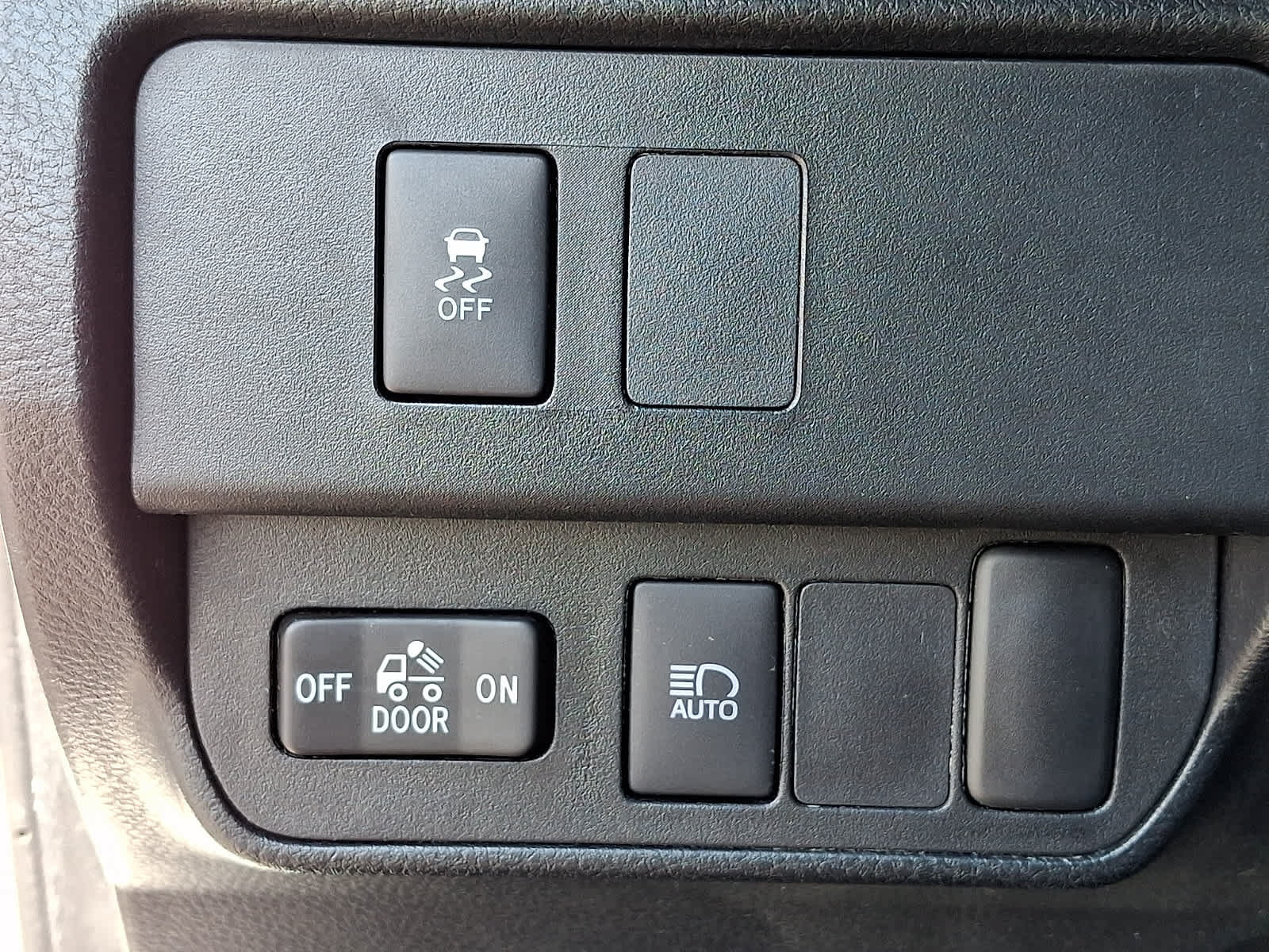 Certified 2023 Toyota Tacoma SR5 w/ SX Package AWD/4WD image 29
