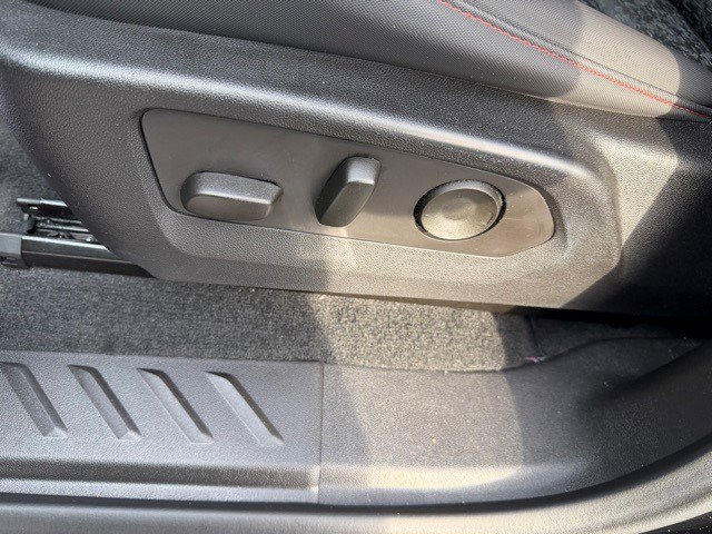 Certified 2023 Chevrolet Colorado Z71 w/ Z71 Convenience Package 2 image 16