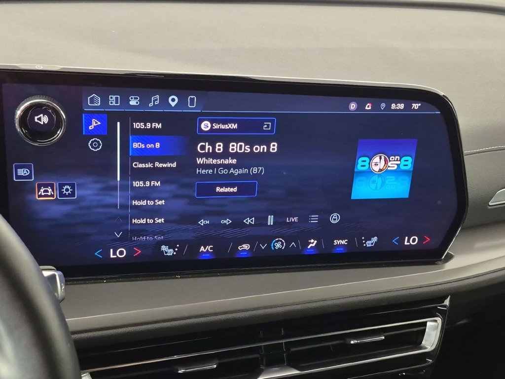 Certified 2026 Chevrolet Traverse LT FWD image 24
