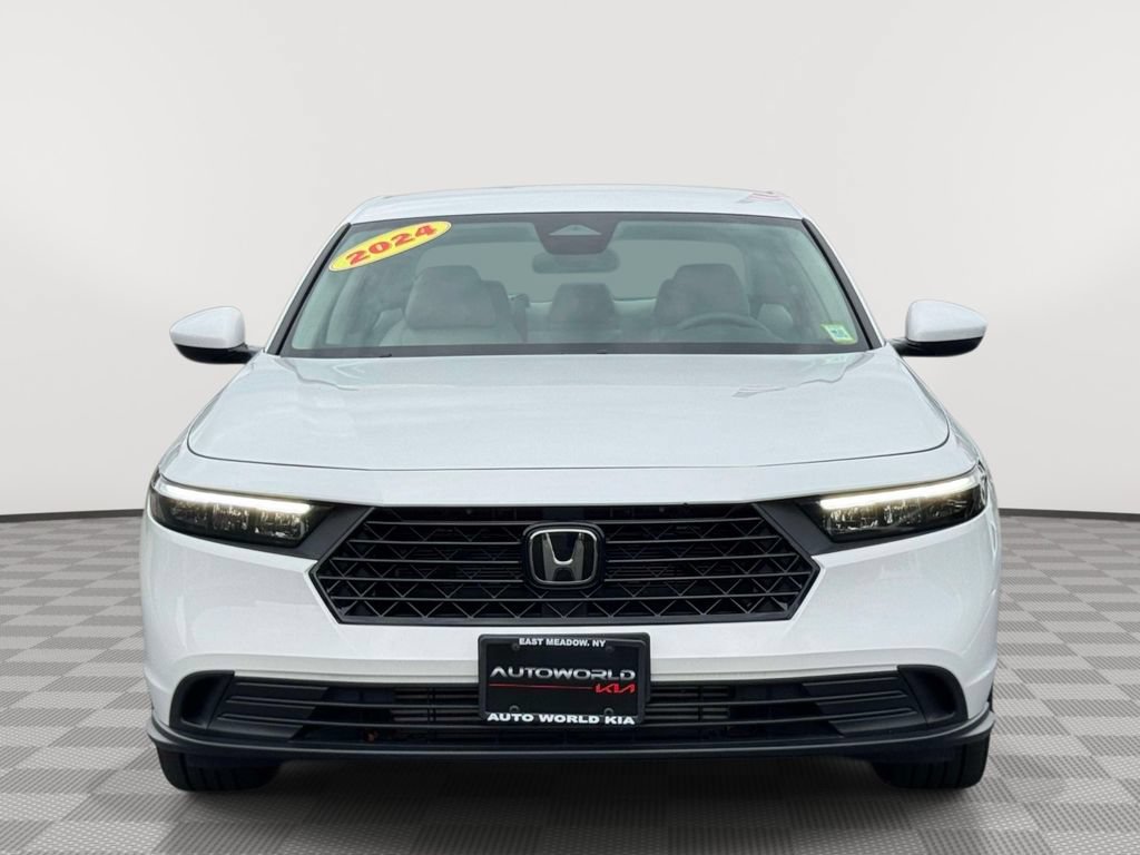 Used 2024 Honda Accord LX image 2