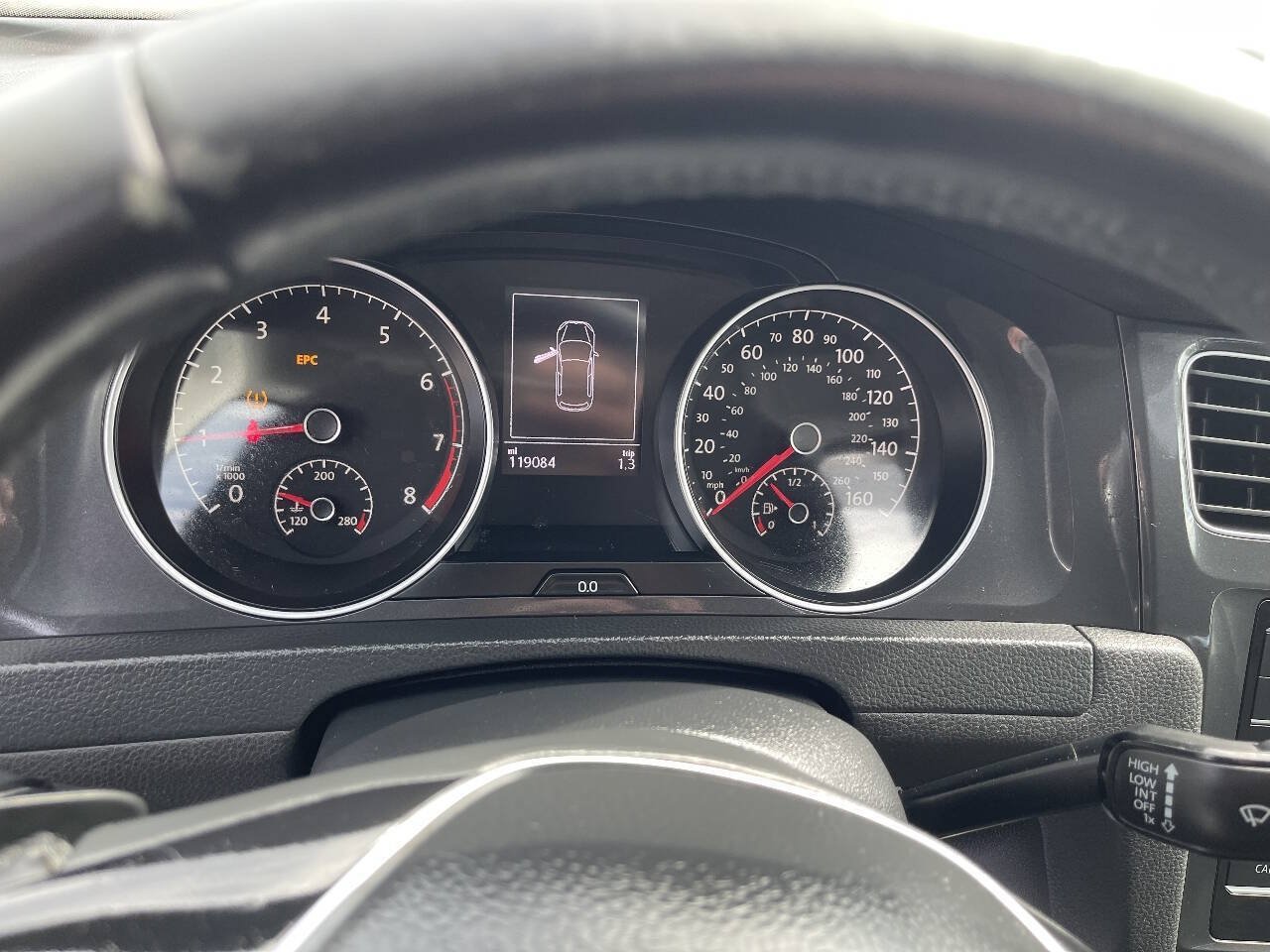 Used 2018 Volkswagen Golf S FWD image 15