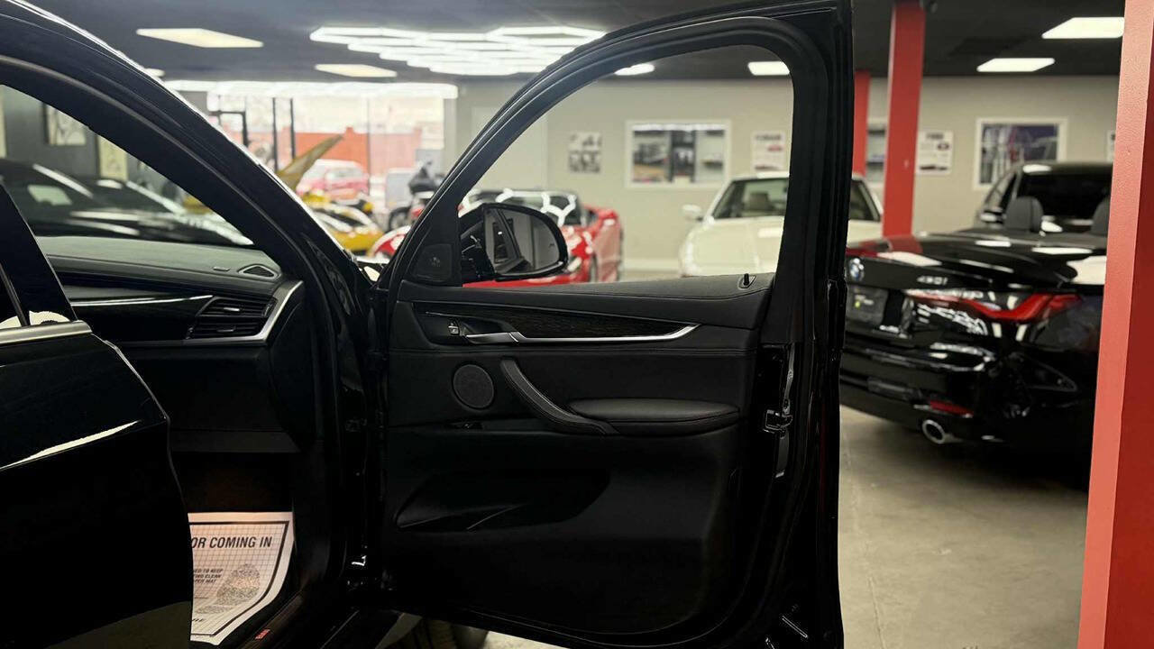 Used 2019 BMW X6 xDrive35i image 11