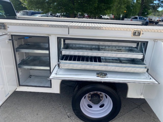 Used 2021 Ford F550 2WD Regular Cab Super Duty image 11