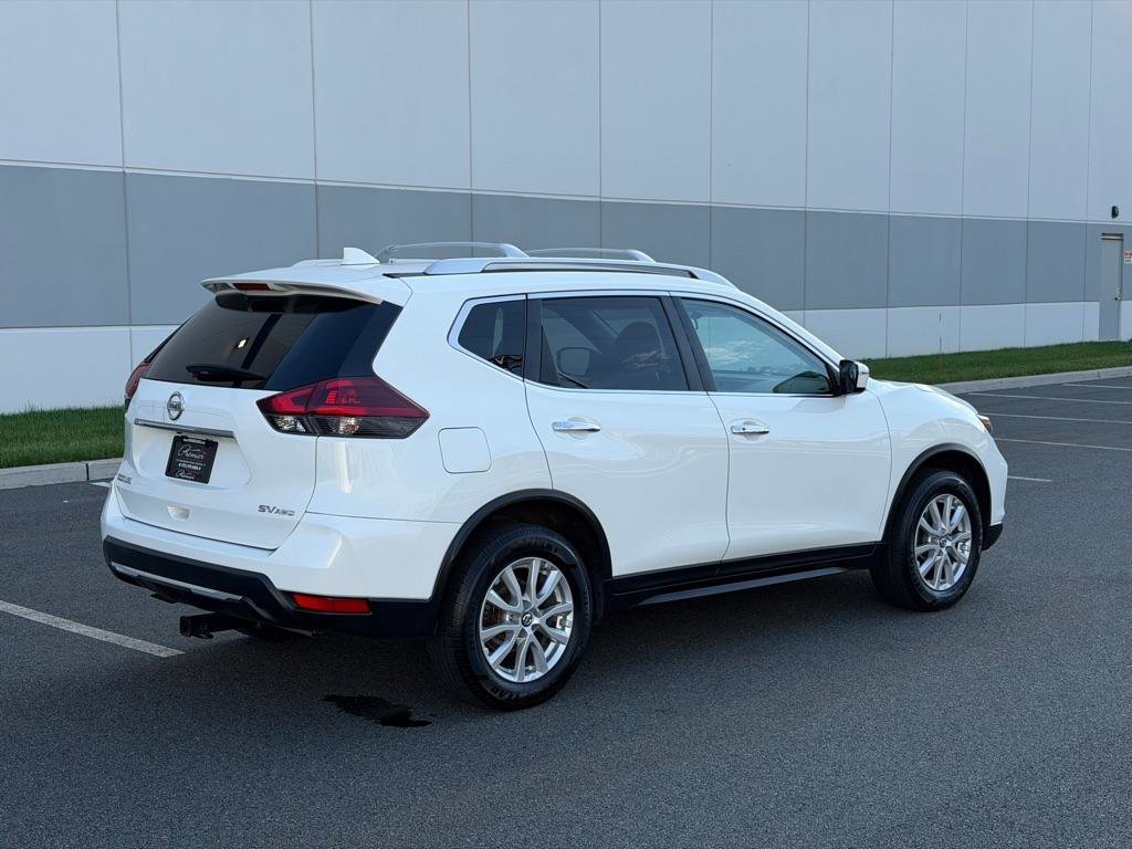 Used 2018 Nissan Rogue SV image 5