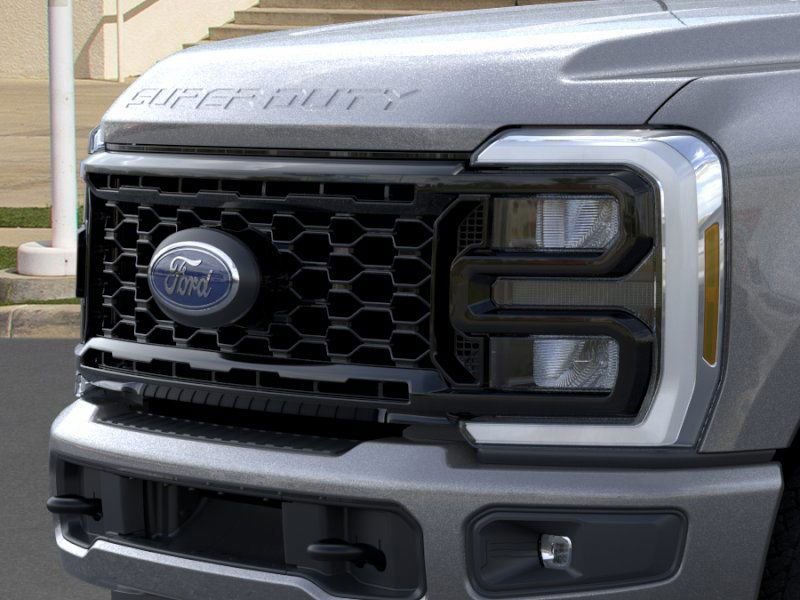 New 2026 Ford F250 4x4 Crew Cab Super Duty image 17