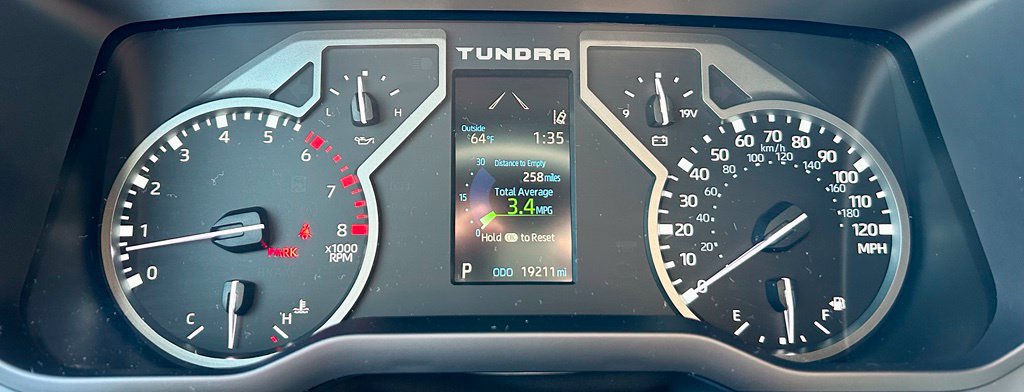 Certified 2025 Toyota Tundra SR5 w/ SR5 Premium Package AWD/4WD image 19