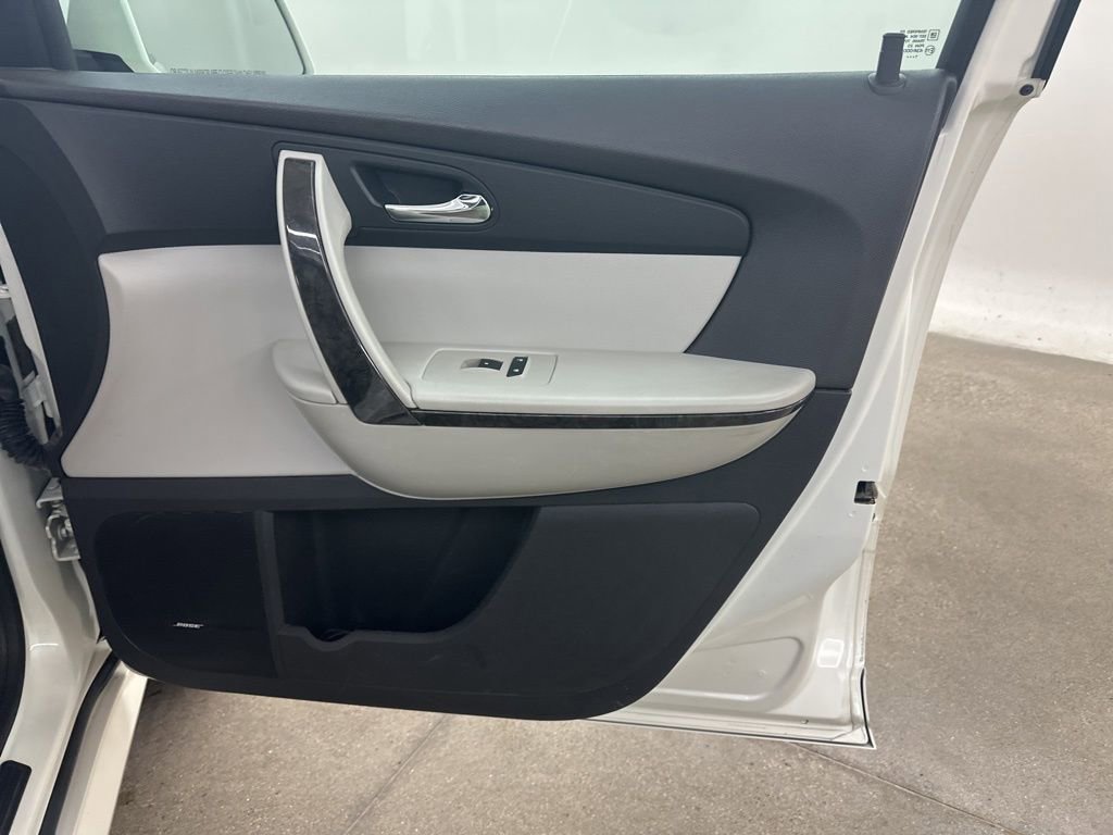 Used 2012 GMC Acadia Denali image 20