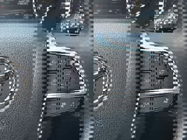 Used 2023 Toyota Highlander XLE image 15