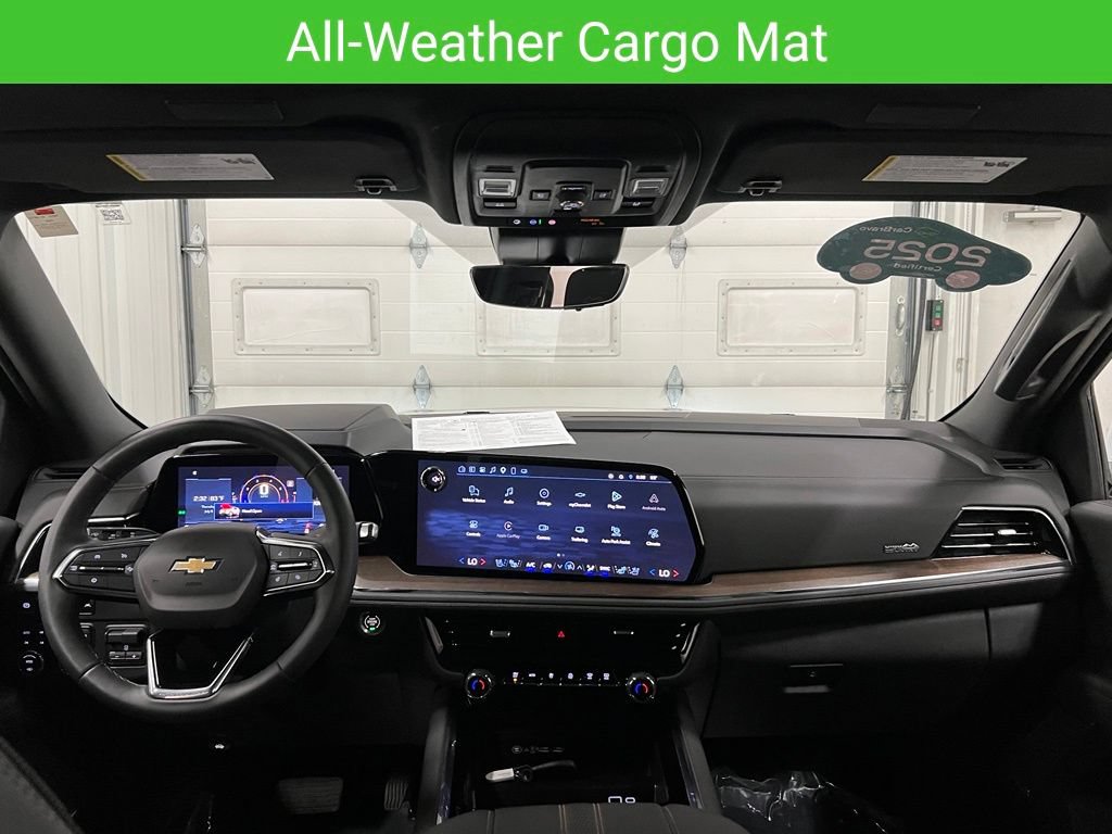 Certified 2025 Chevrolet Suburban High Country AWD/4WD image 34