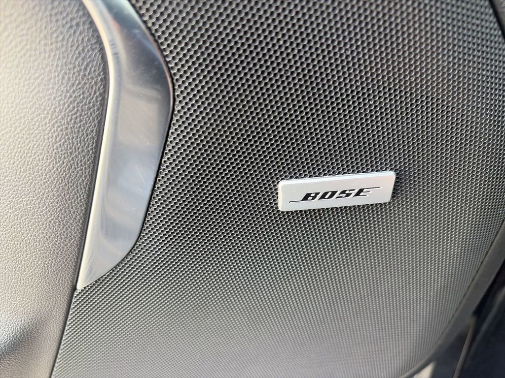 Used 2023 GMC Yukon SLT RWD image 28