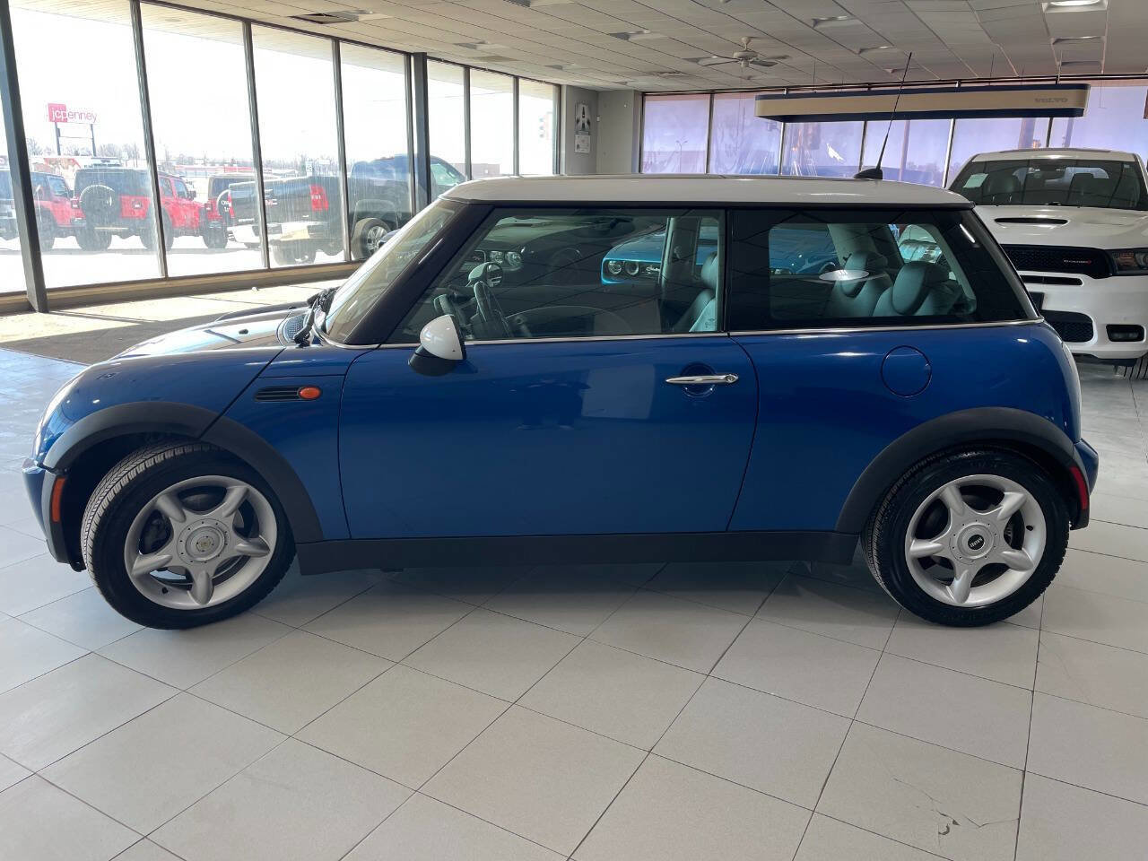 Used 2006 MINI Cooper Hardtop image 4