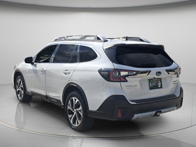 Used 2020 Subaru Outback Touring XT AWD/4WD image 4