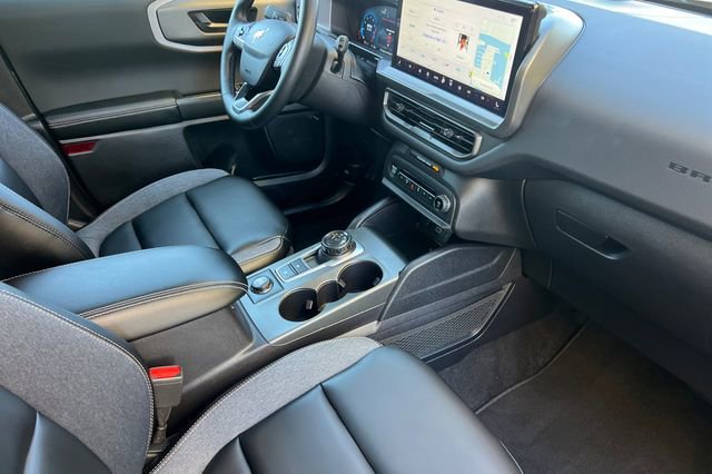 Used 2025 Ford Bronco Sport Outer Banks w/ Outer Banks Tech Package+ image 18