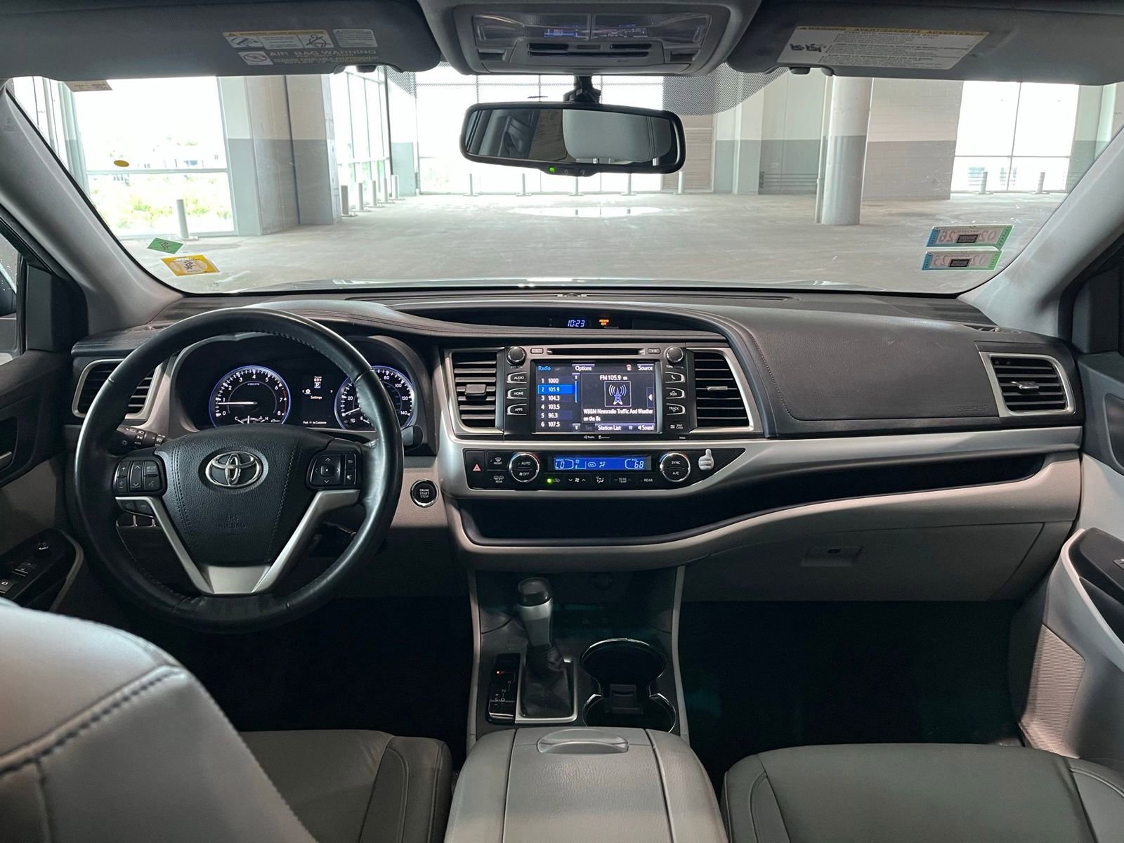 Used 2015 Toyota Highlander XLE AWD/4WD image 36