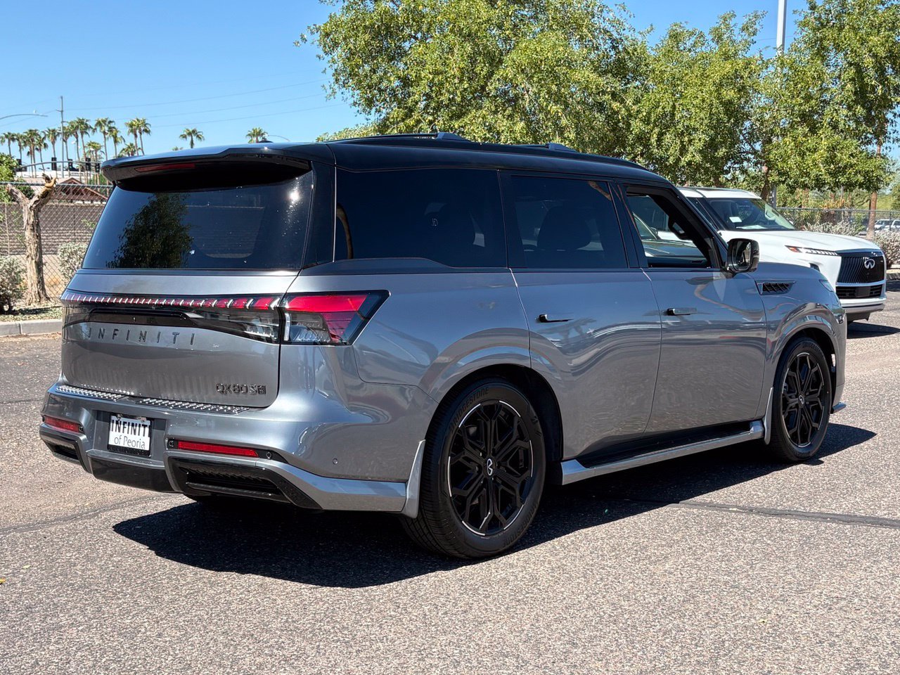 New 2027 INFINITI QX80 Sensory AWD/4WD image 6