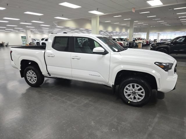 New 2026 Toyota Tacoma SR5 RWD image 6