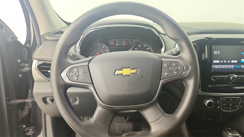 Used 2018 Chevrolet Traverse LS image 17