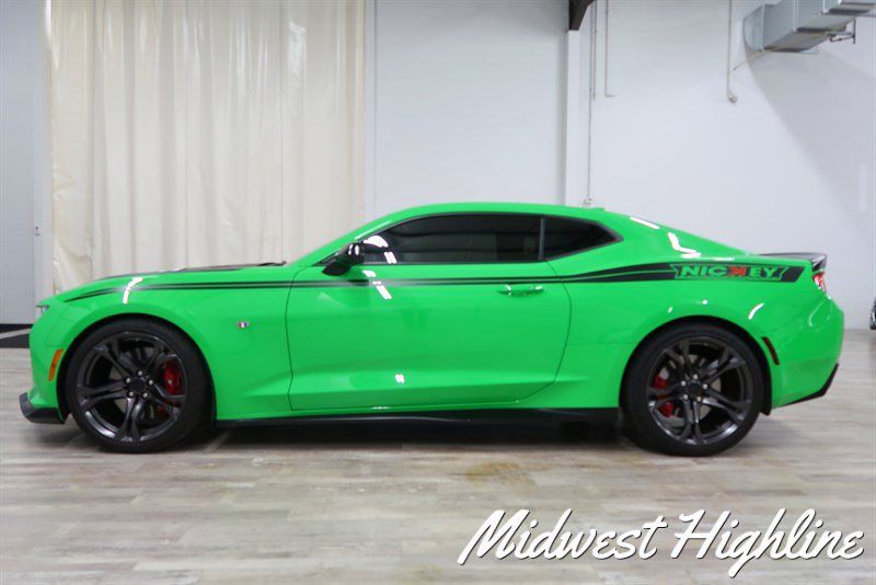Used 2017 Chevrolet Camaro SS RWD image 12