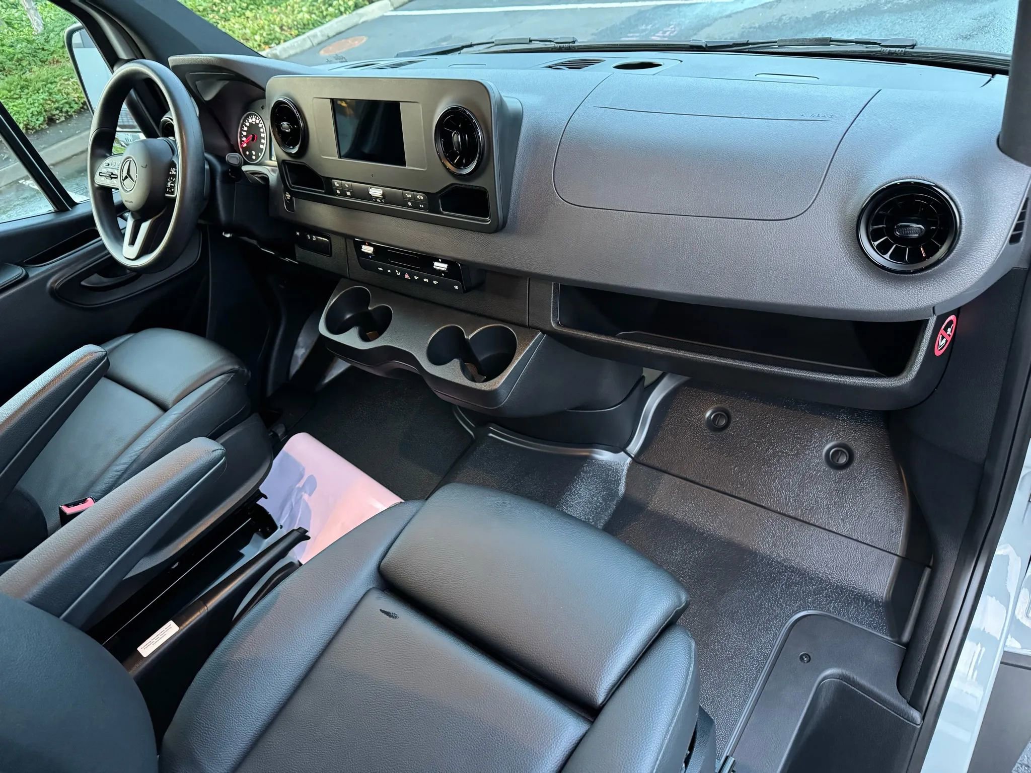 Used 2021 Mercedes-Benz Sprinter 3500 image 23