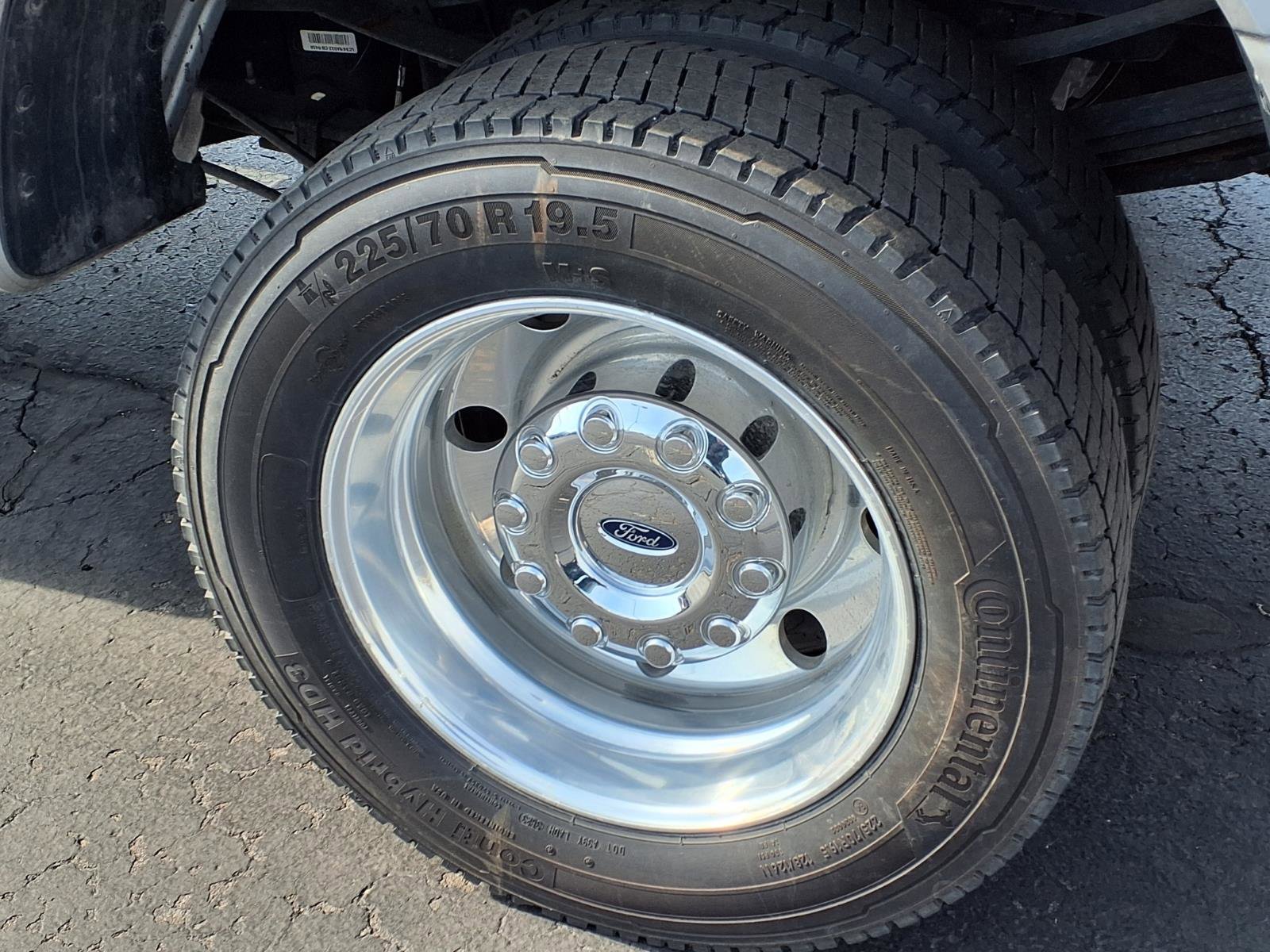 Used 2022 Ford F450 Platinum w/ Snow Plow Prep Package image 8