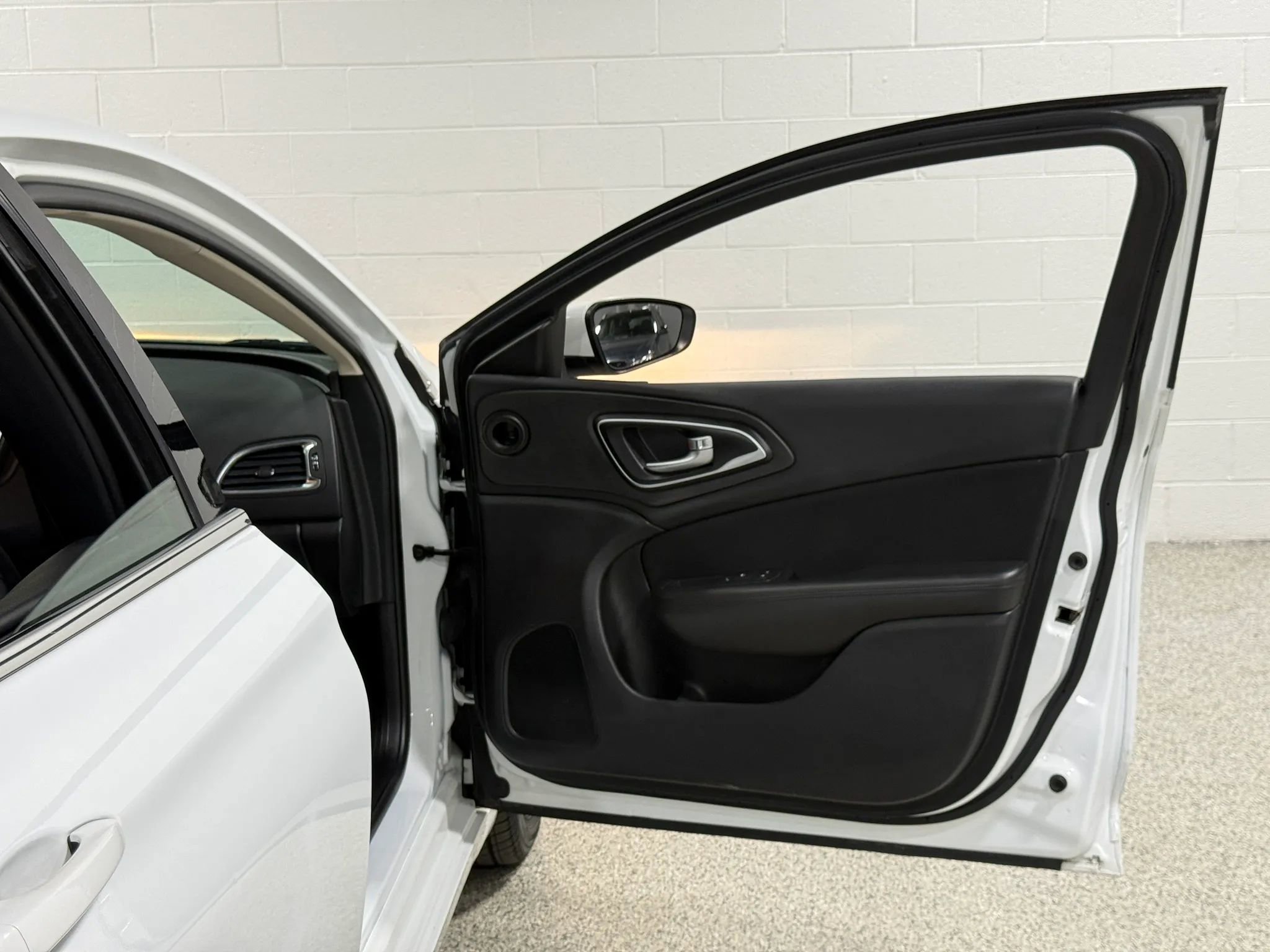 Used 2017 Chrysler 200 LX FWD image 36