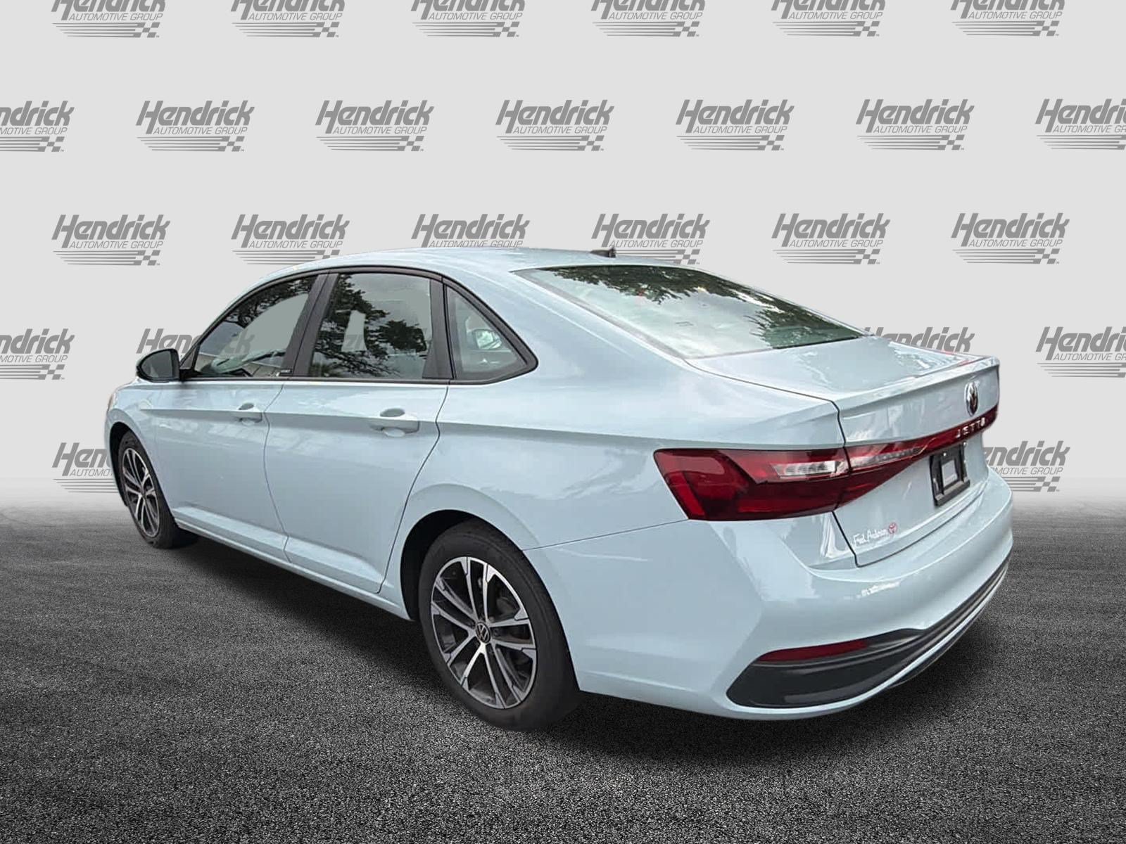Used 2026 Volkswagen Jetta Sport FWD image 9