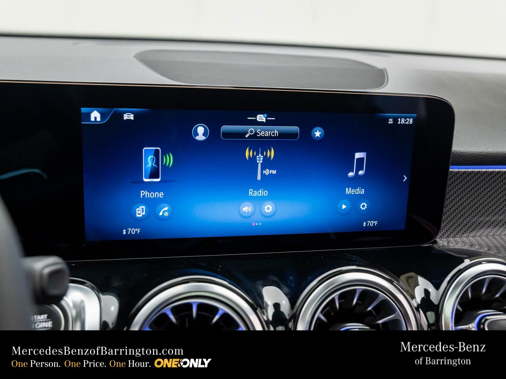 New 2026 Mercedes-Benz GLB 35 AMG 4MATIC image 29