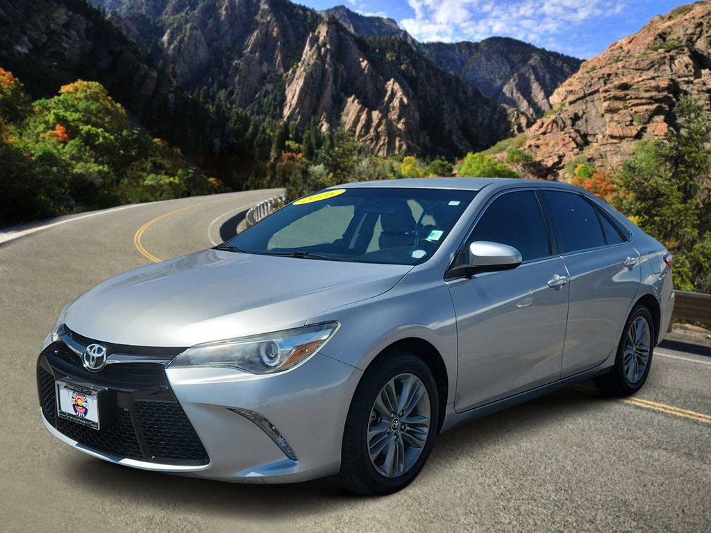 Used 2016 Toyota Camry SE FWD image 5
