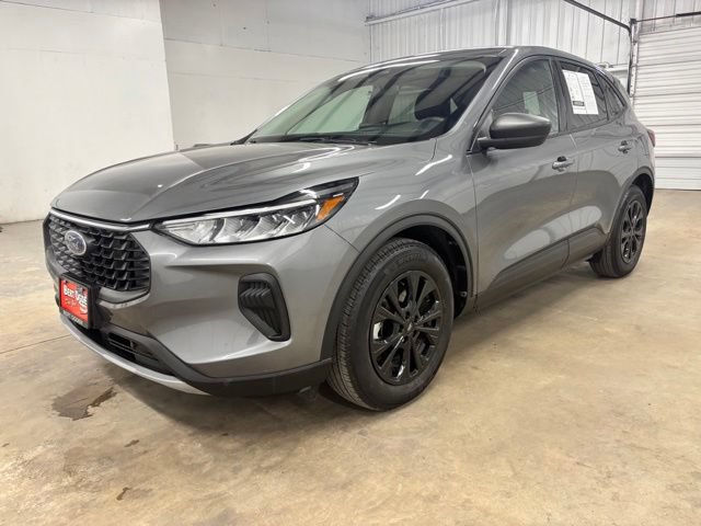Used 2025 Ford Escape Active FWD image 3
