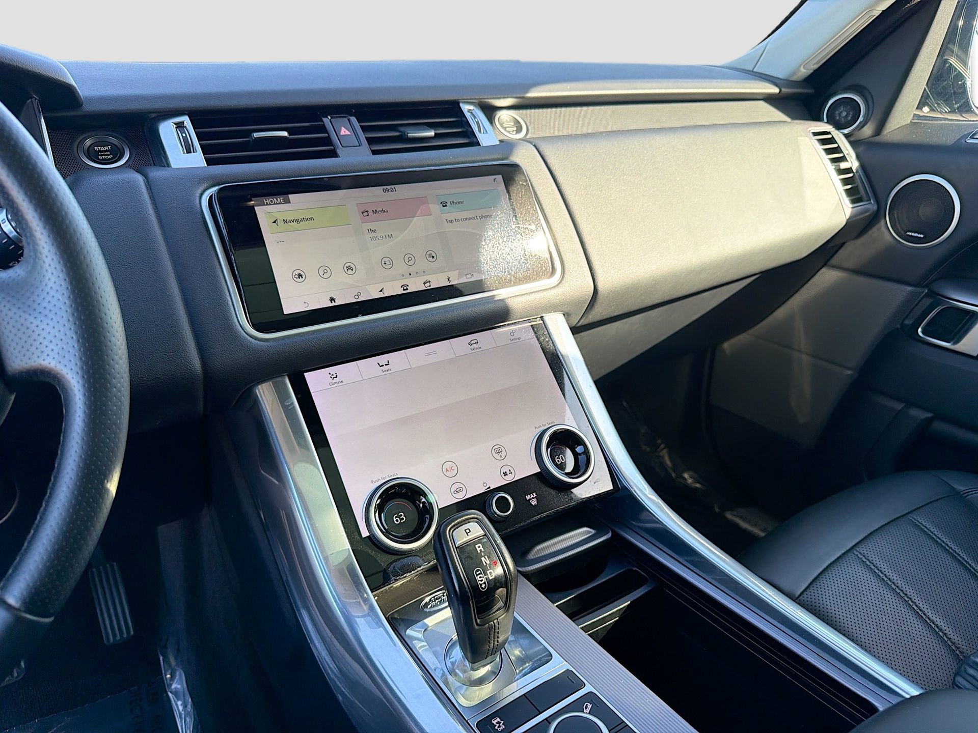 Used 2020 Land Rover Range Rover Sport HSE image 28