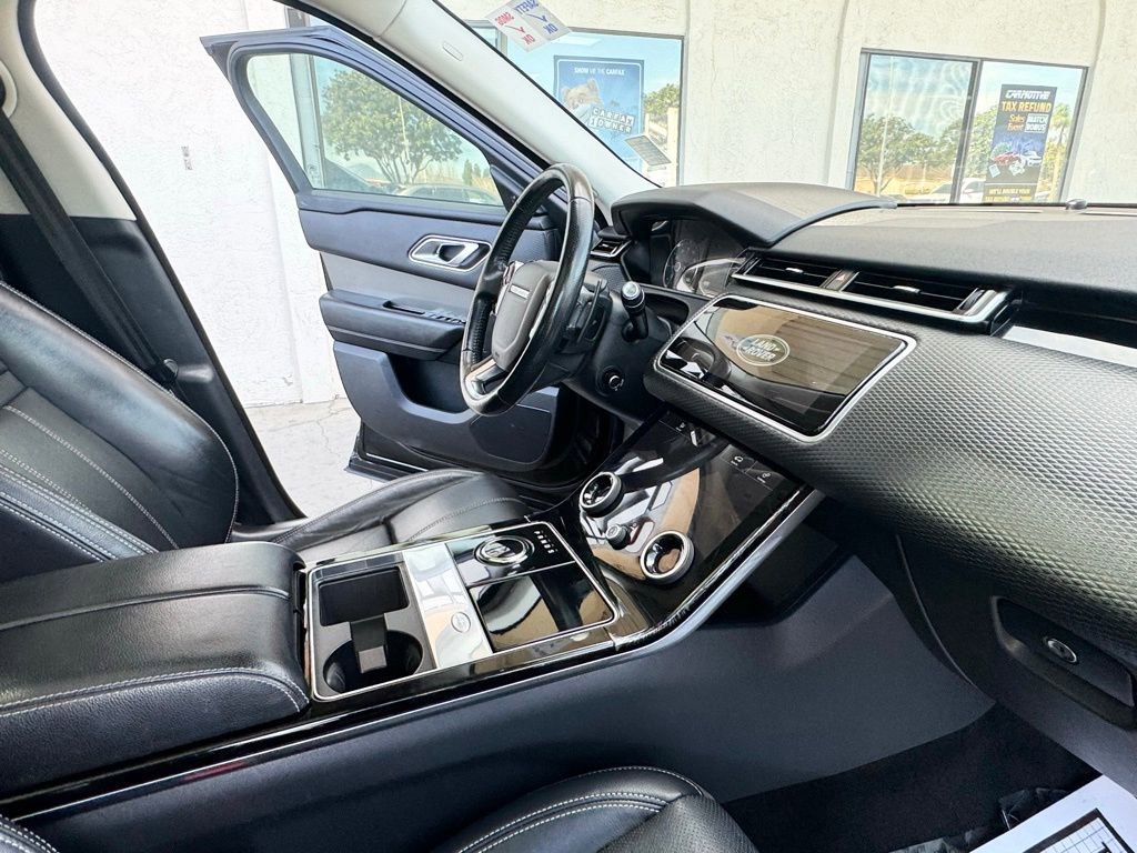Used 2020 Land Rover Range Rover Velar S image 26