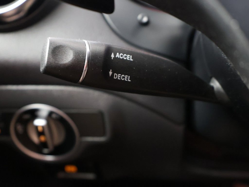 Used 2019 Mercedes-Benz GLA 250 4MATIC image 37