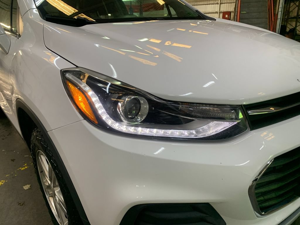 Used 2021 Chevrolet Equinox LT FWD image 35