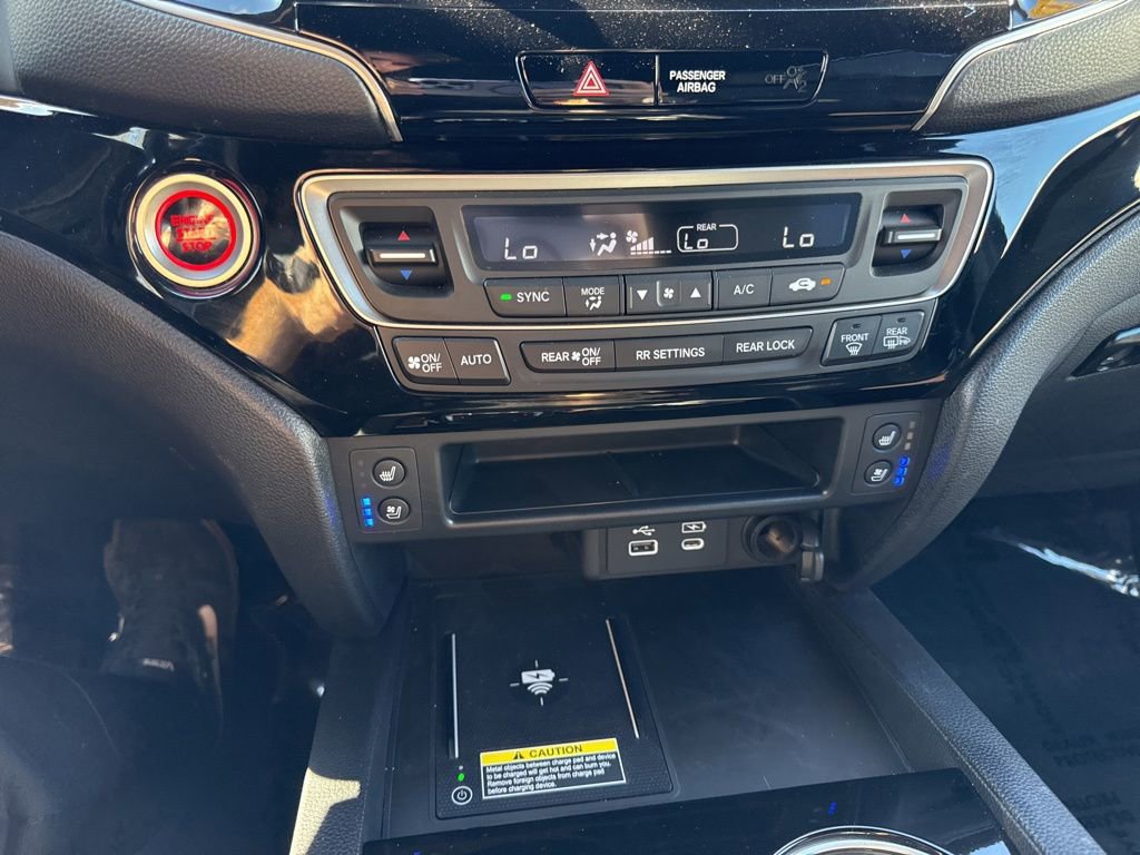 Used 2025 Honda Passport Black Edition image 32