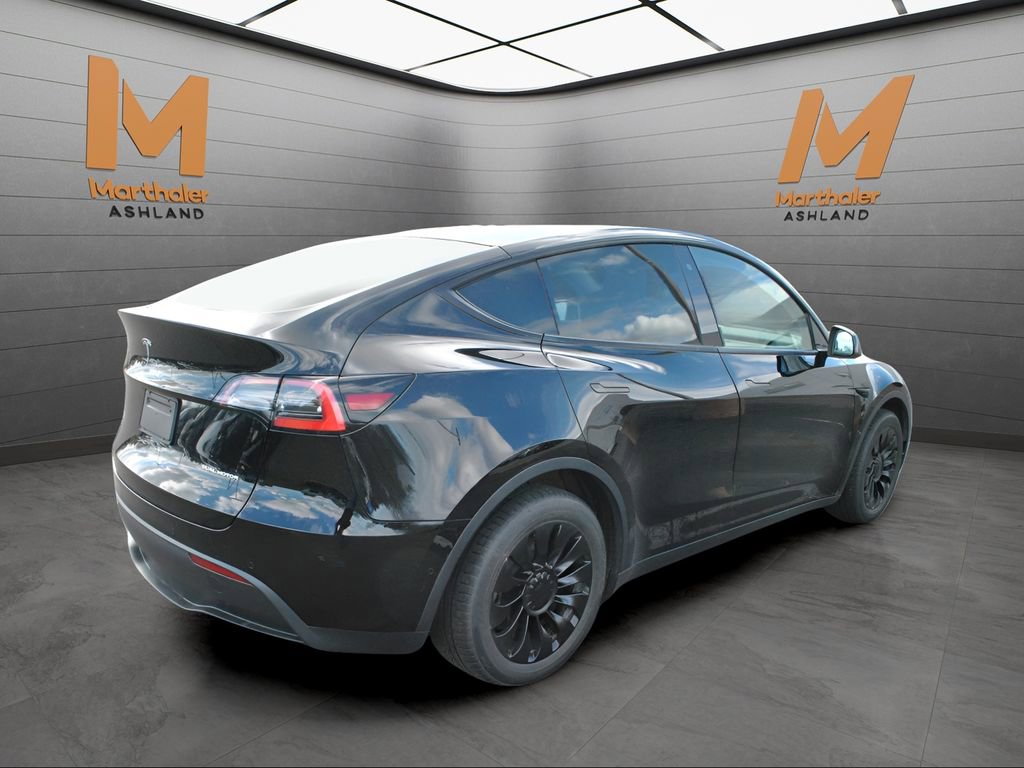 Used 2021 Tesla Model Y Long Range AWD/4WD image 4