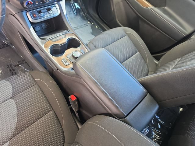 Used 2022 GMC Acadia SLE w/ Driver Convenience Package AWD/4WD image 25