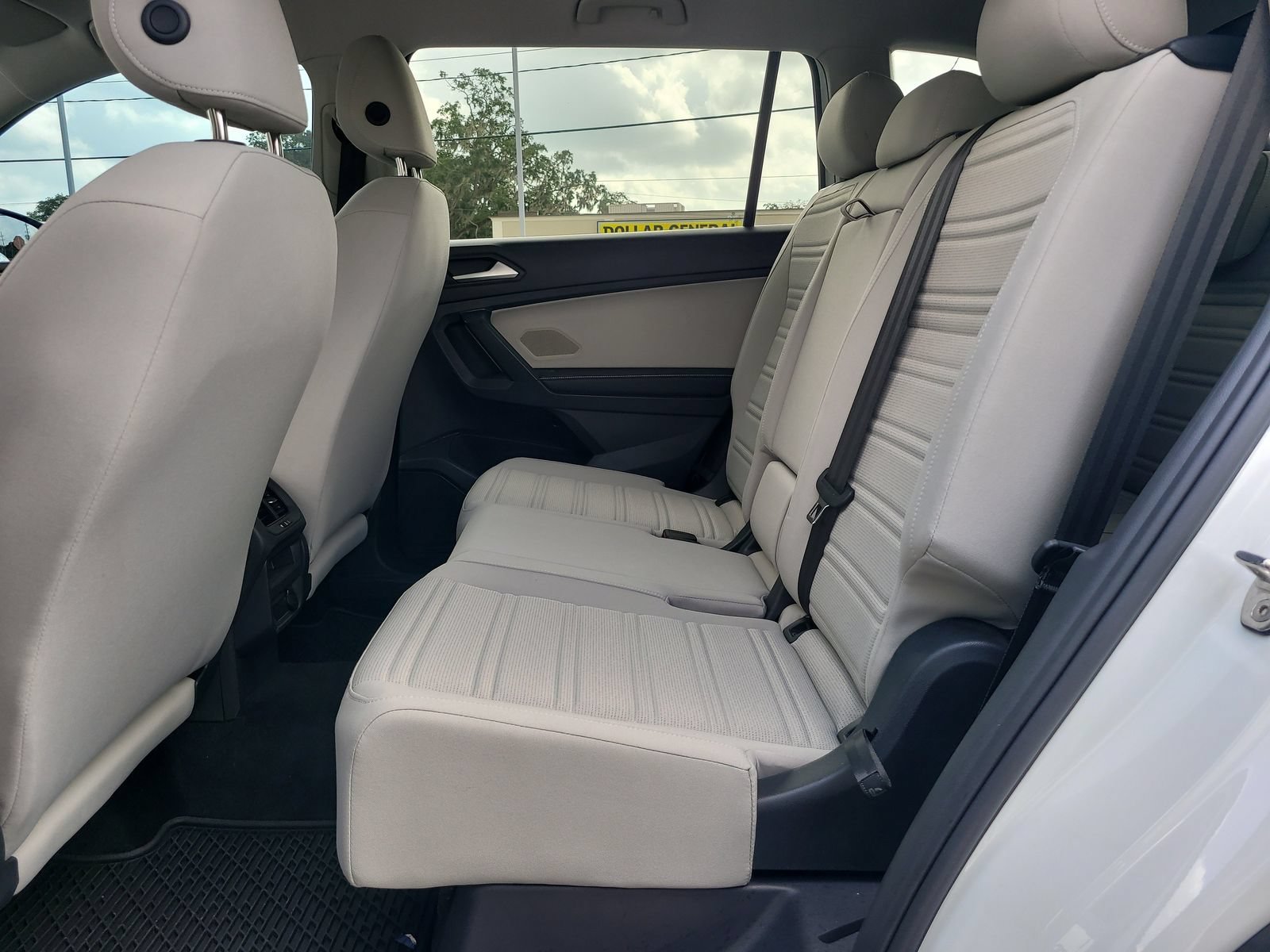 Used 2023 Volkswagen Tiguan S w/ Driver Assistance Package FWD image 9