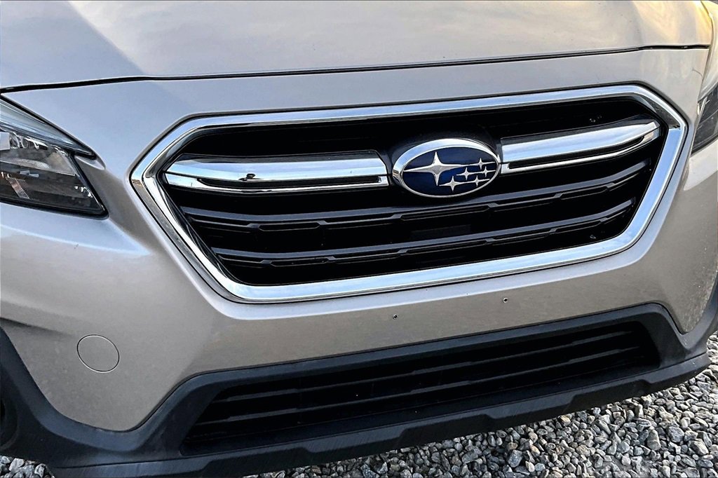 Used 2018 Subaru Outback 2.5i Premium image 22