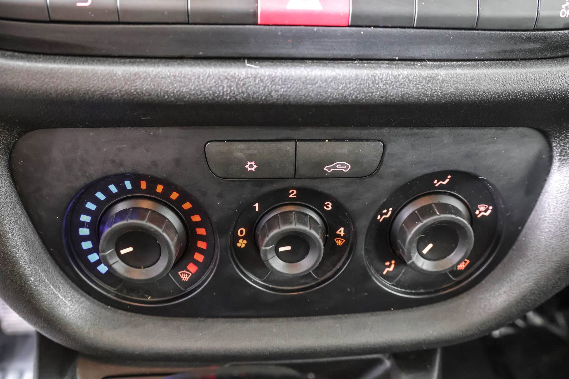 Used 2020 RAM ProMaster City Tradesman image 29