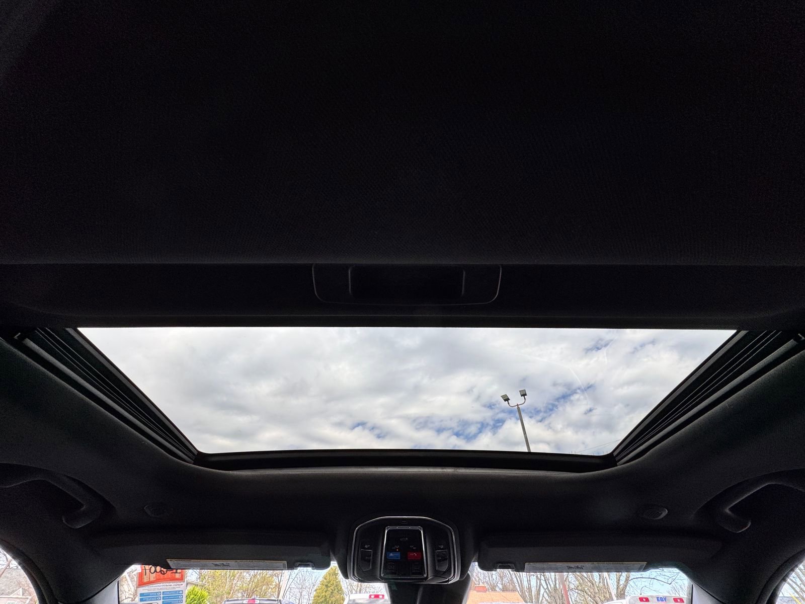 New 2026 Jeep Grand Cherokee Laredo image 24