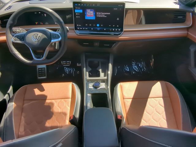 New 2026 Volkswagen Tiguan SEL R-Line image 13
