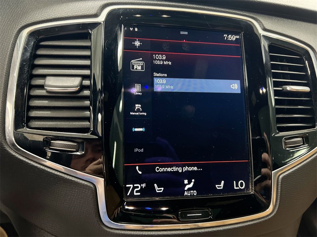 Used 2017 Volvo XC90 T6 Inscription w/ Vision Package image 13