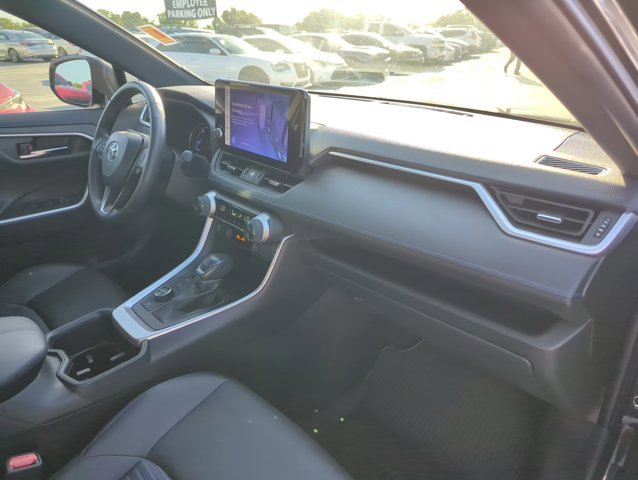 Used 2023 Toyota RAV4 XSE AWD/4WD image 26