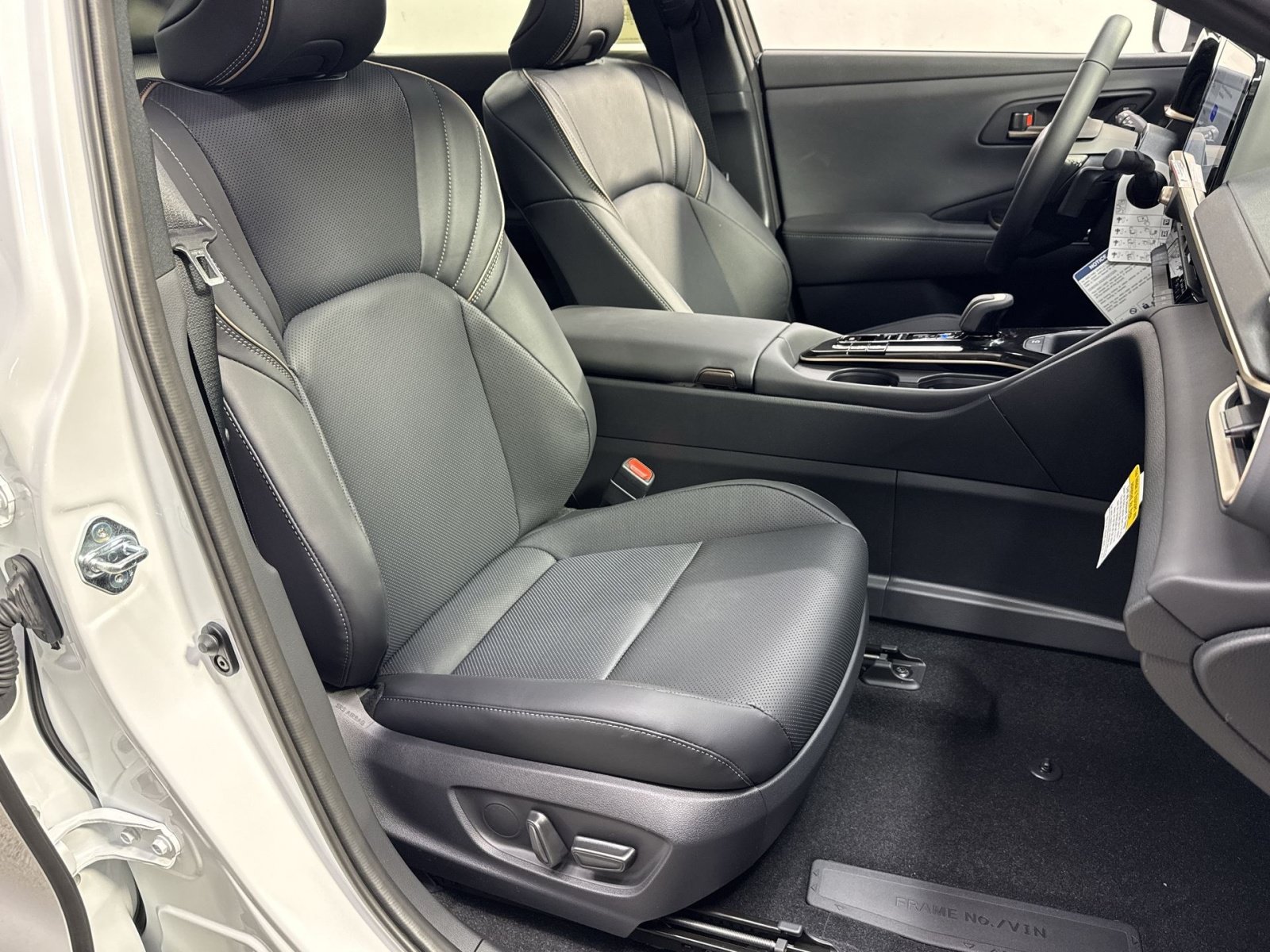 New 2026 Toyota Crown Signia AWD/4WD image 36