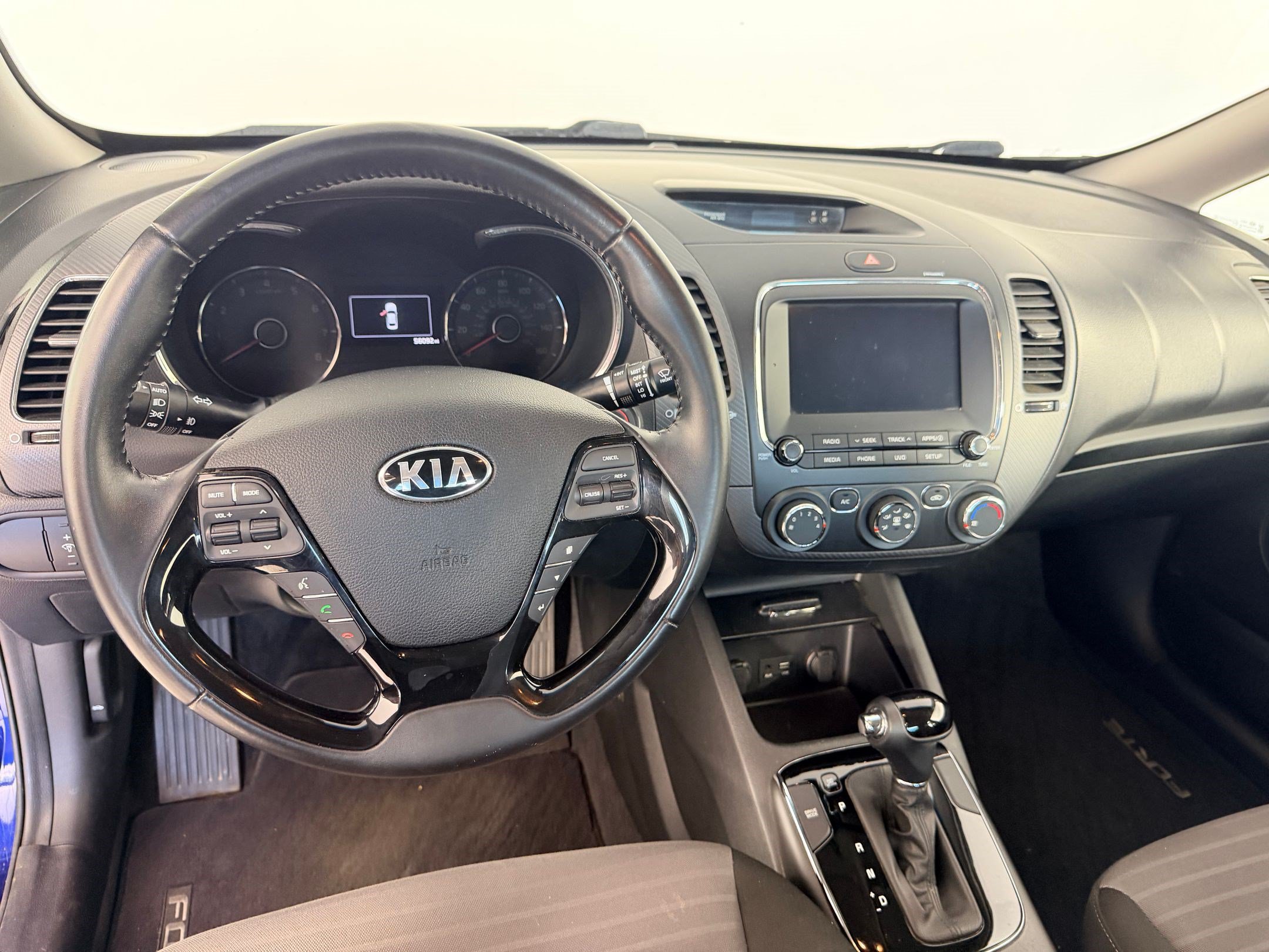 Used 2018 Kia Forte S w/ S Technology Plus Package FWD image 4