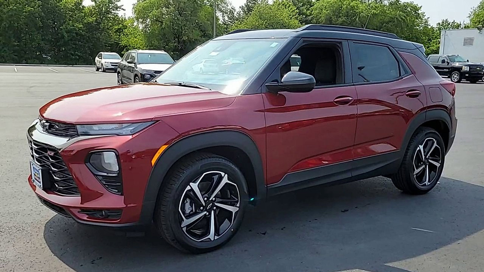 Certified 2023 Chevrolet TrailBlazer RS w/ Sun and Liftgate Package FWD image 4