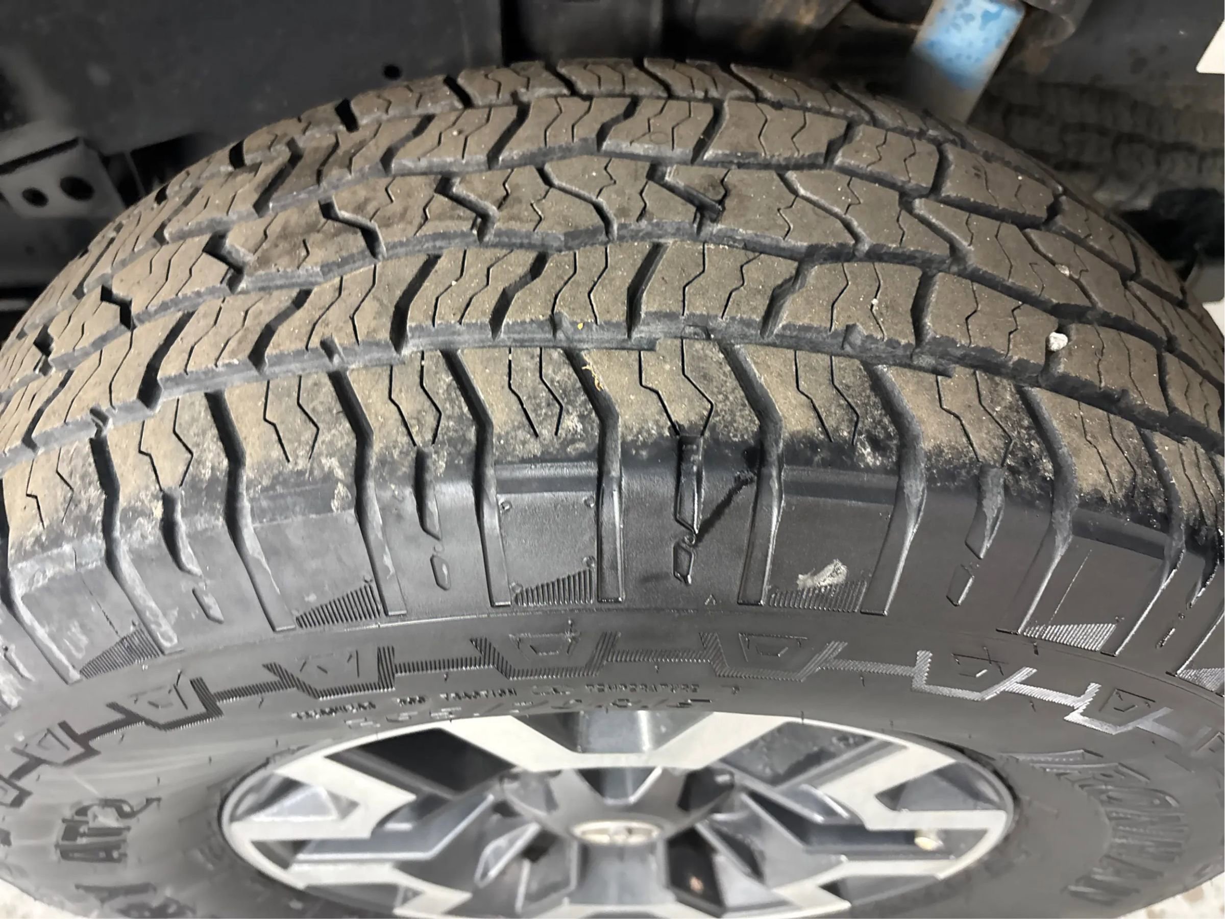 Used 2017 Toyota Tacoma TRD Off-Road w/ Tow Package image 31