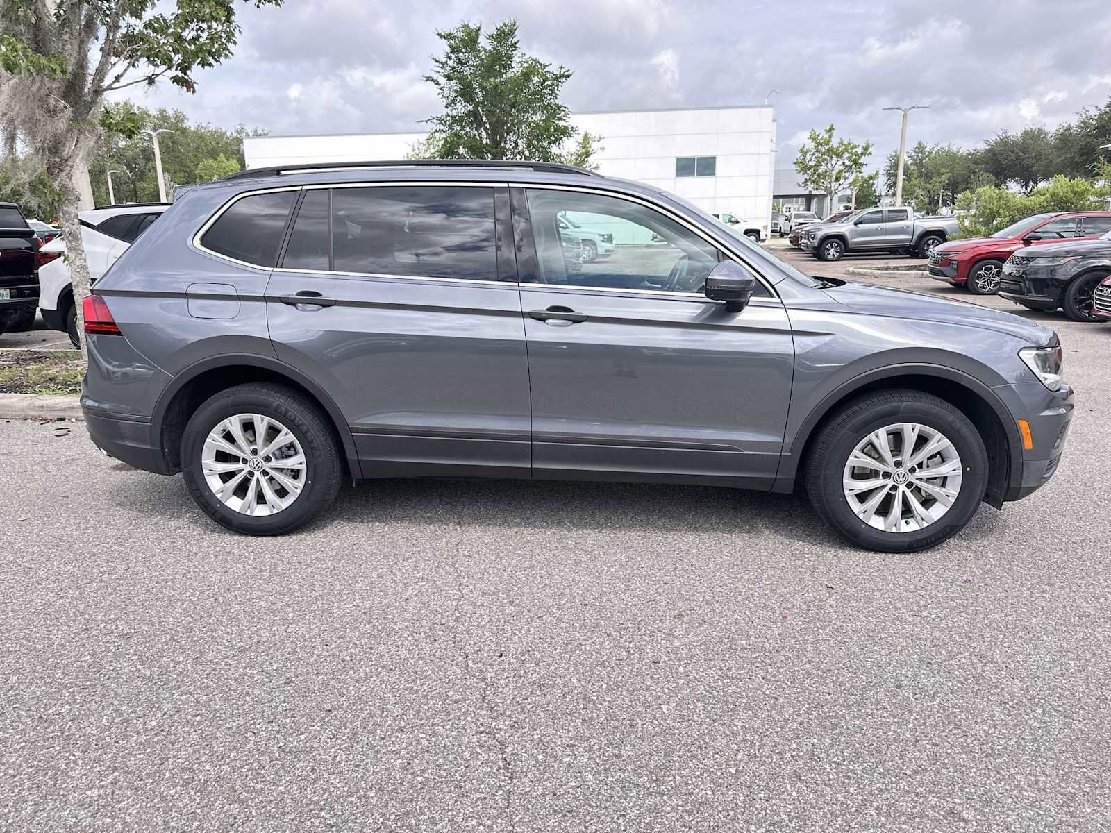 Used 2019 Volkswagen Tiguan SE FWD image 7