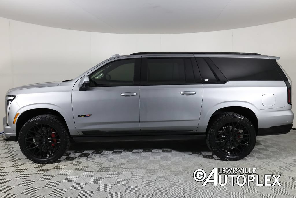 Used 2026 Cadillac Escalade ESV V w/ LPO, ONYX Package AWD/4WD image 8