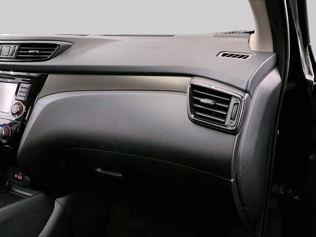 Used 2019 Nissan Rogue Sport S AWD/4WD image 15